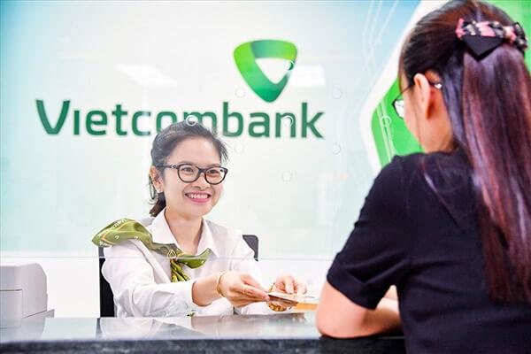 2022732_ho-tro-vay-tien-tra-gop-vietcombank.jpg